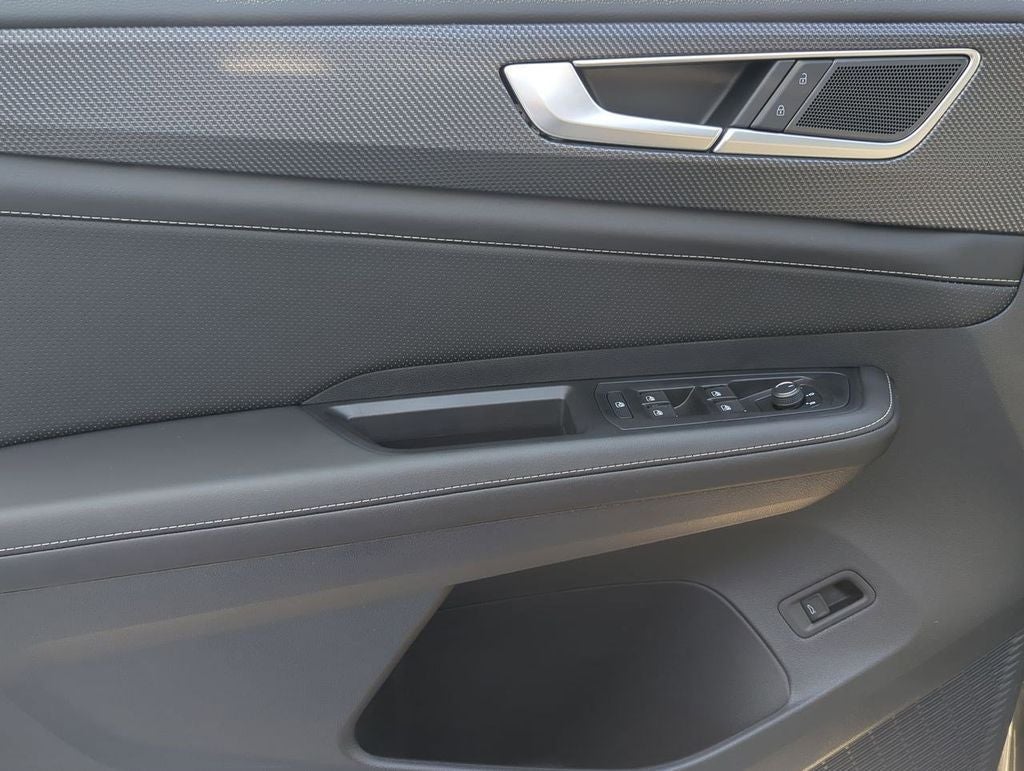 2026 Volkswagen Atlas Cross Sport 2.0T SEL