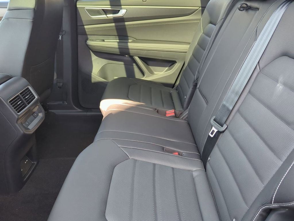 2026 Volkswagen Atlas Cross Sport 2.0T SEL