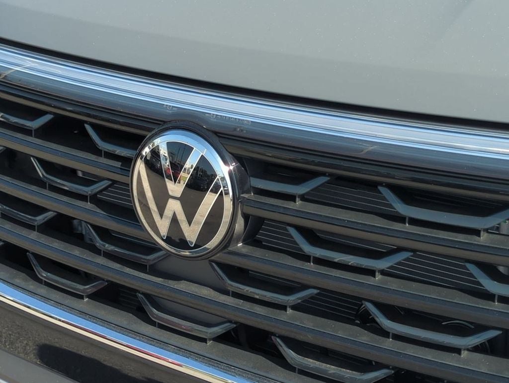 2026 Volkswagen Atlas Cross Sport 2.0T SEL