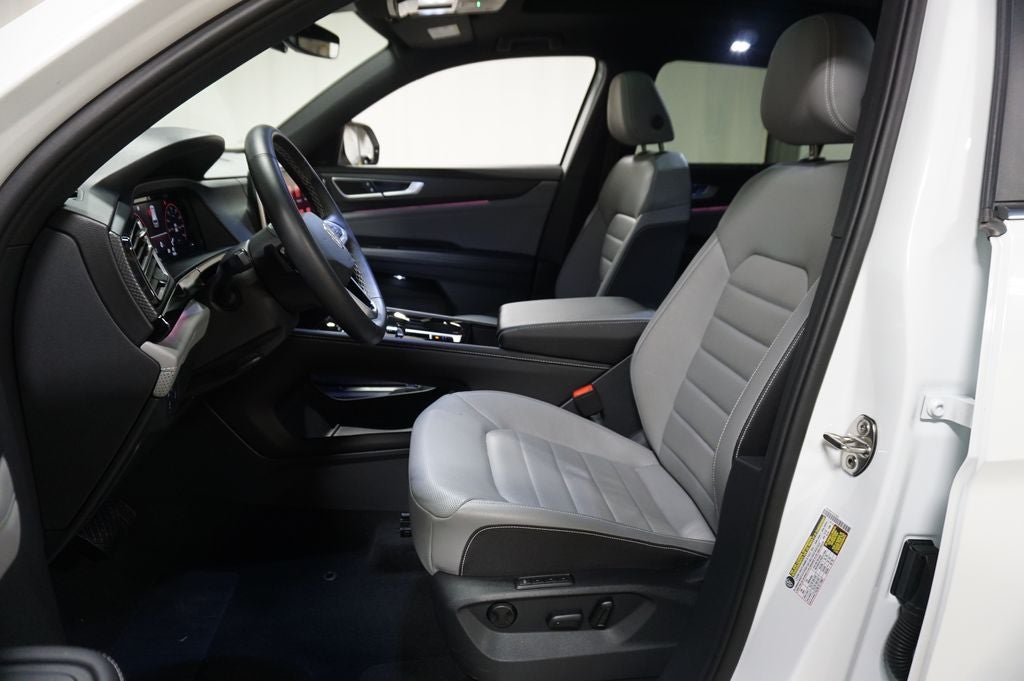 2025 Volkswagen Atlas Cross Sport 2.0T SEL