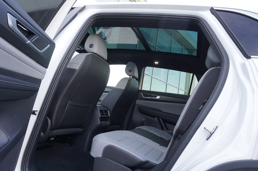 2025 Volkswagen Atlas Cross Sport 2.0T SEL