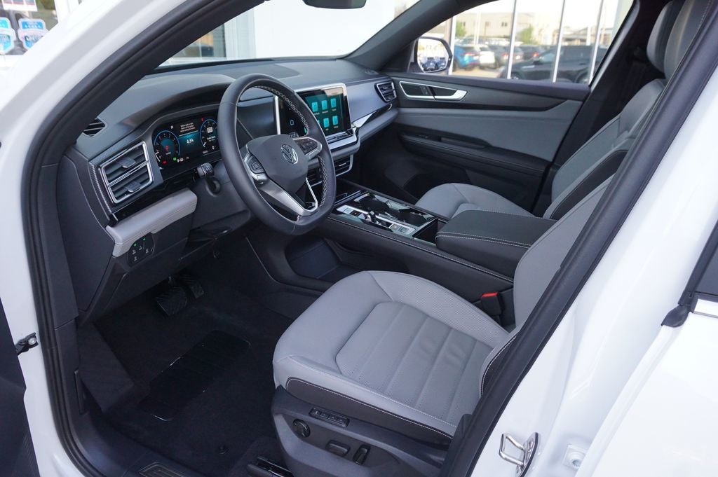 2025 Volkswagen Atlas Cross Sport 2.0T SEL