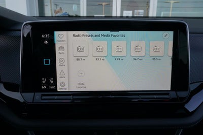 2025 Volkswagen Atlas Cross Sport 2.0T SEL