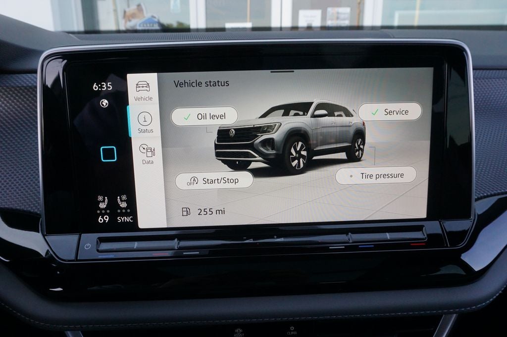2025 Volkswagen Atlas Cross Sport 2.0T SEL