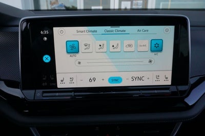 2025 Volkswagen Atlas Cross Sport 2.0T SEL