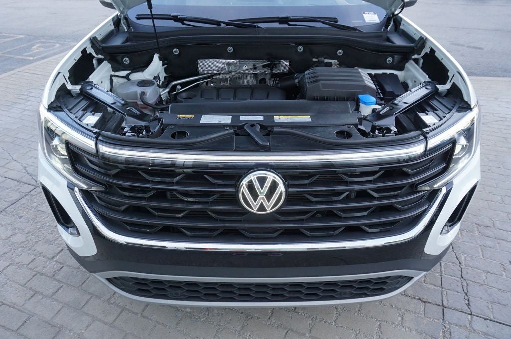 2025 Volkswagen Atlas Cross Sport 2.0T SEL