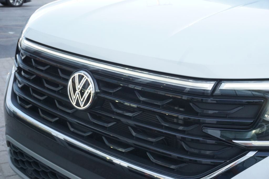 2025 Volkswagen Atlas Cross Sport 2.0T SEL