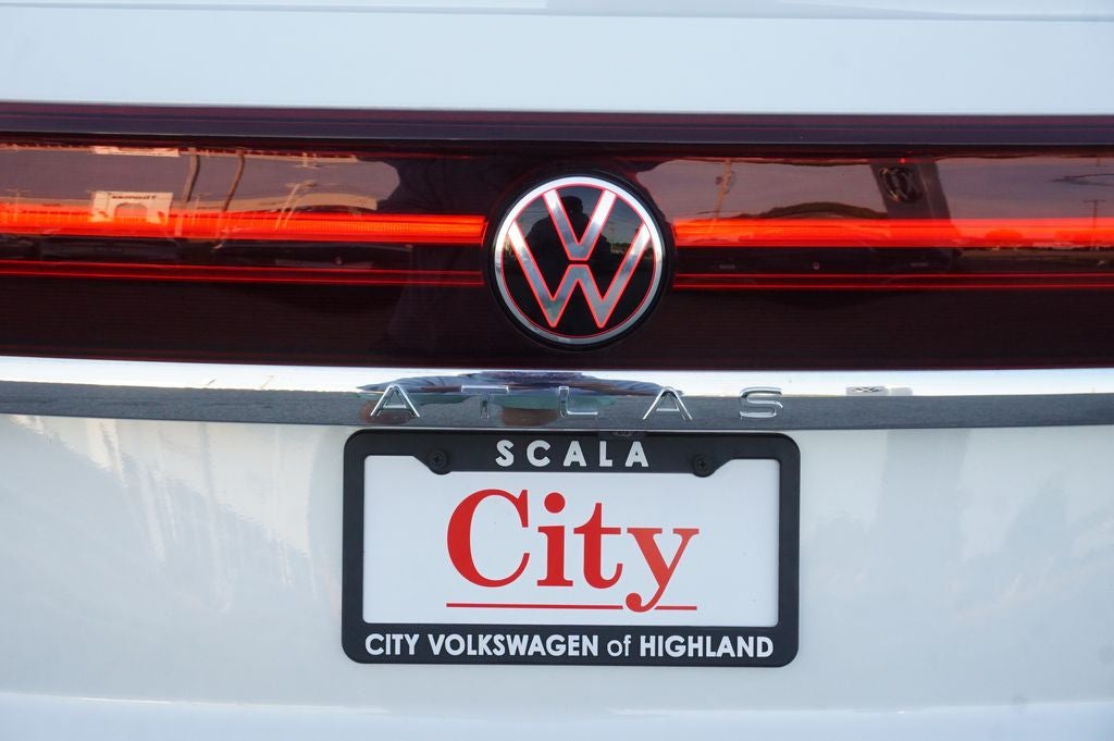 2025 Volkswagen Atlas Cross Sport 2.0T SEL