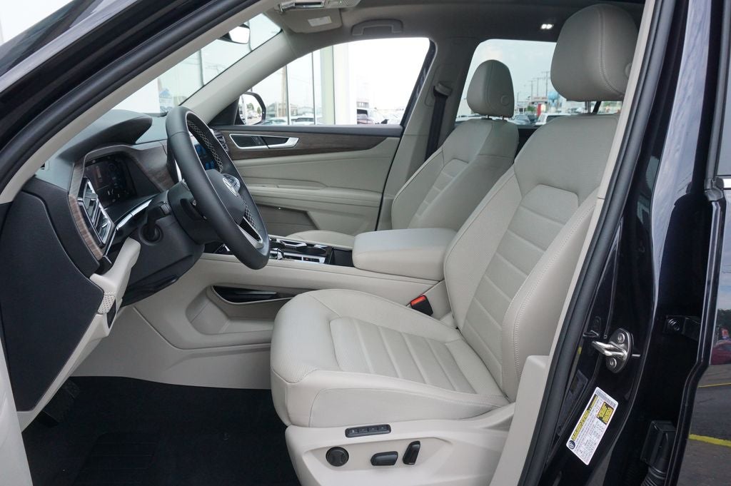 2025 Volkswagen Atlas 2.0T SEL