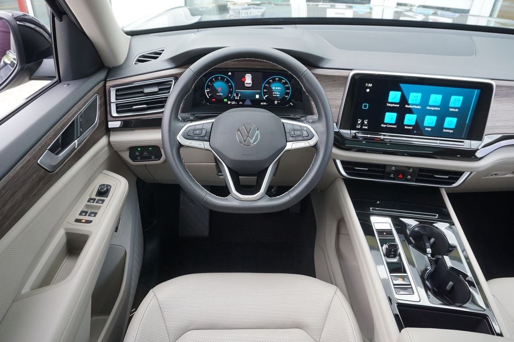 2025 Volkswagen Atlas 2.0T SEL