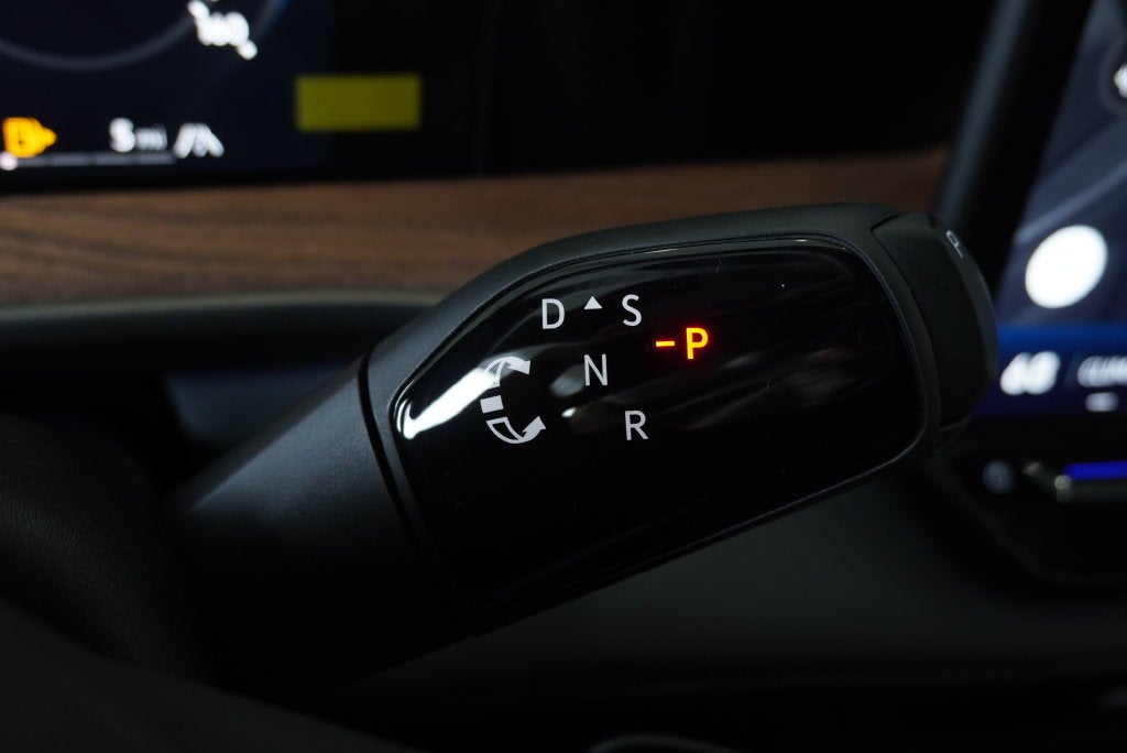 2027 Volkswagen Atlas SEL