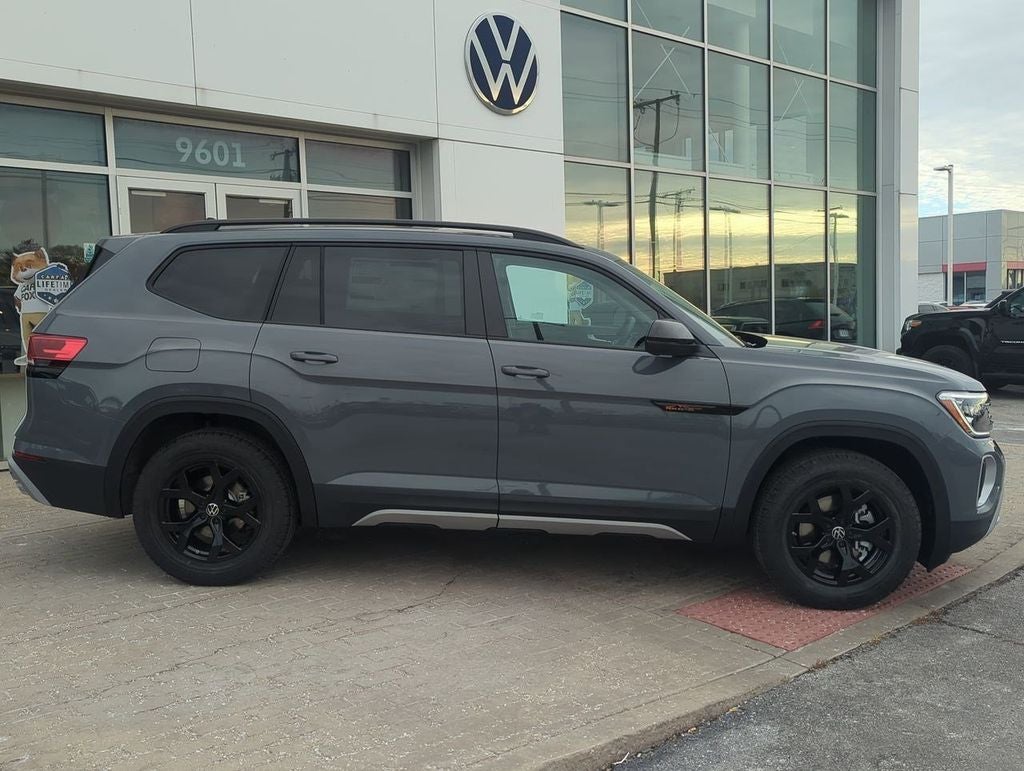 2026 Volkswagen Atlas 2.0T Peak Edition