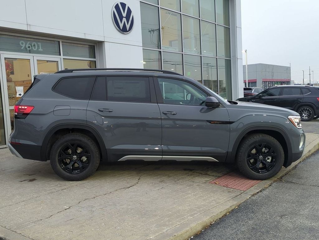 2026 Volkswagen Atlas 2.0T Peak Edition