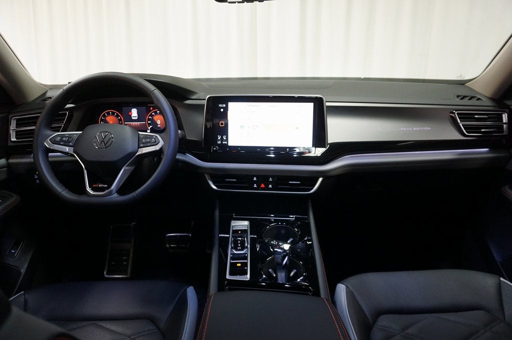 2026 Volkswagen Atlas Peak Edition