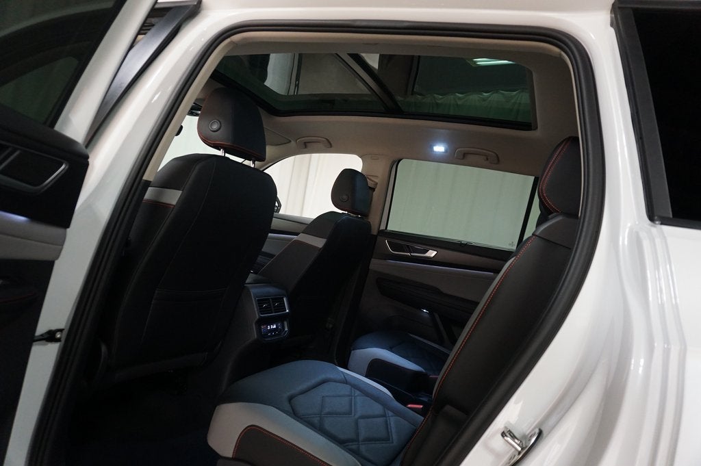 2026 Volkswagen Atlas Peak Edition