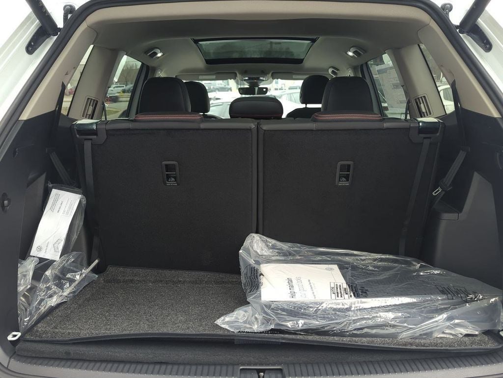 2026 Volkswagen Atlas 2.0T Peak Edition