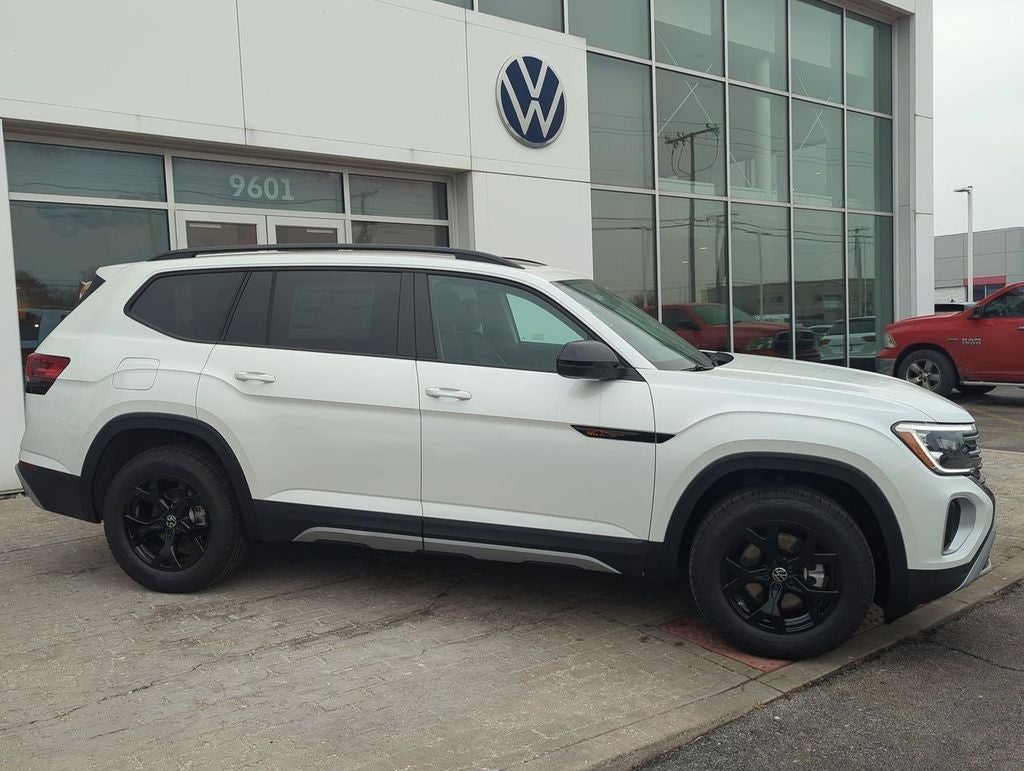 2026 Volkswagen Atlas 2.0T Peak Edition