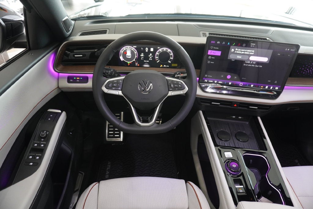 2027 Volkswagen Atlas SEL Premium R-Line