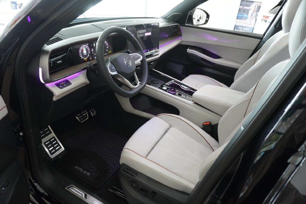 2027 Volkswagen Atlas SEL Premium R-Line