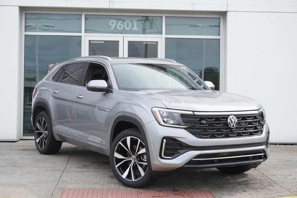 2026 Volkswagen Atlas Cross Sport SEL Premium R-Line
