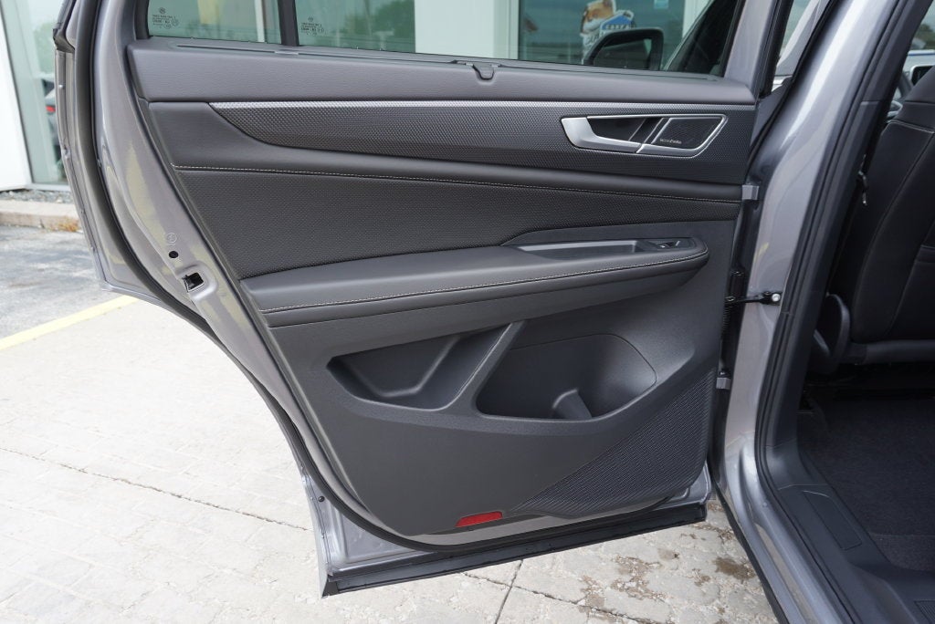 2026 Volkswagen Atlas Cross Sport SEL Premium R-Line