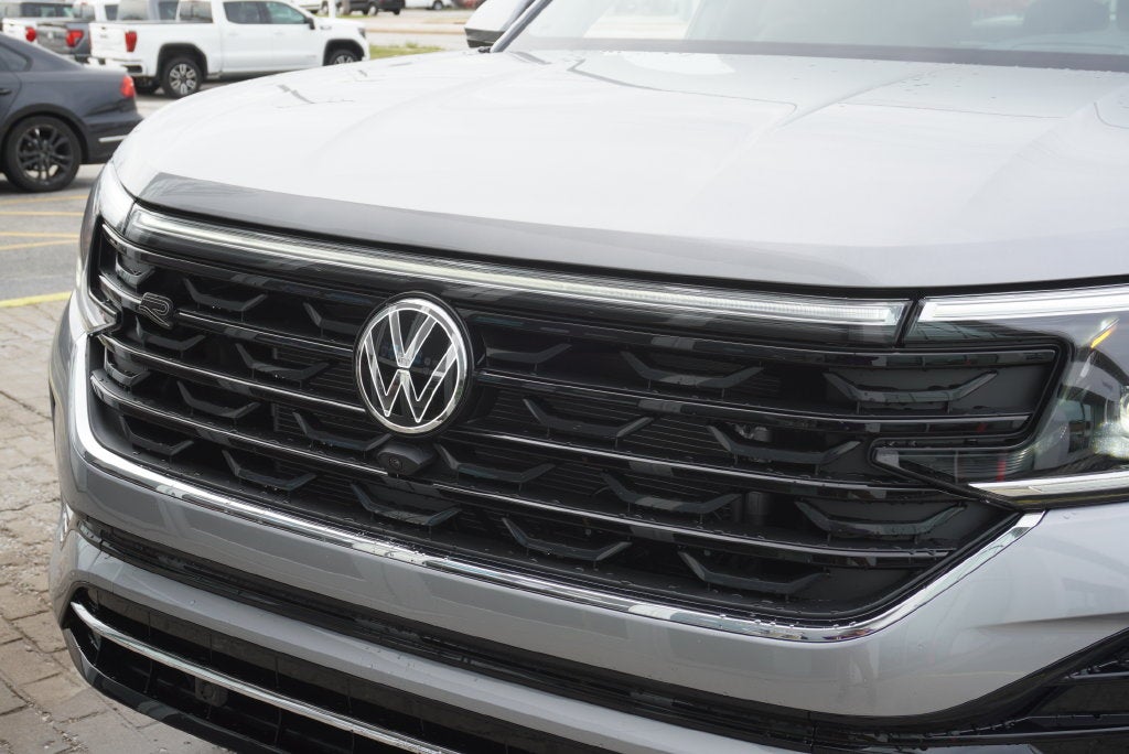 2026 Volkswagen Atlas Cross Sport SEL Premium R-Line