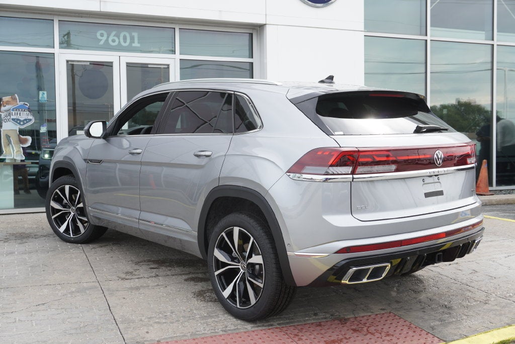 2026 Volkswagen Atlas Cross Sport SEL Premium R-Line