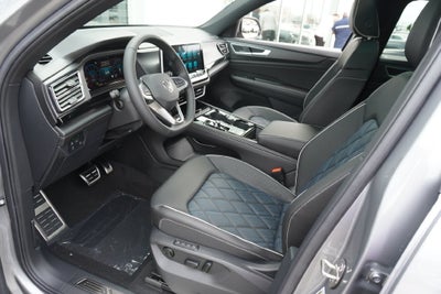 2026 Volkswagen Atlas Cross Sport SEL Premium R-Line