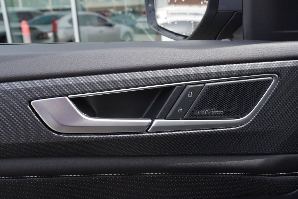 2026 Volkswagen Atlas Cross Sport SEL Premium R-Line