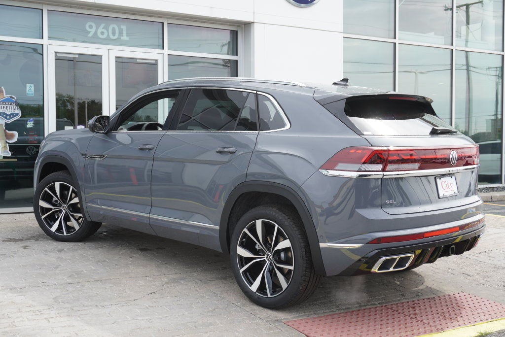 2026 Volkswagen Atlas Cross Sport SEL Premium R-Line