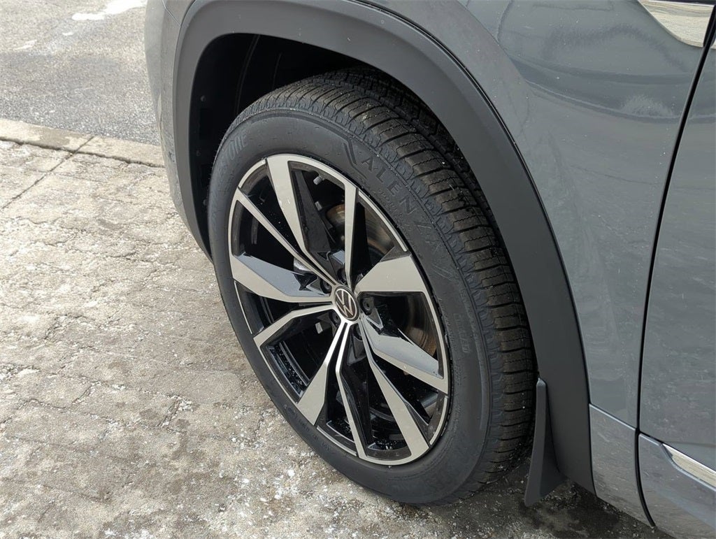 2026 Volkswagen Atlas Cross Sport 2.0T SEL Premium R-Line