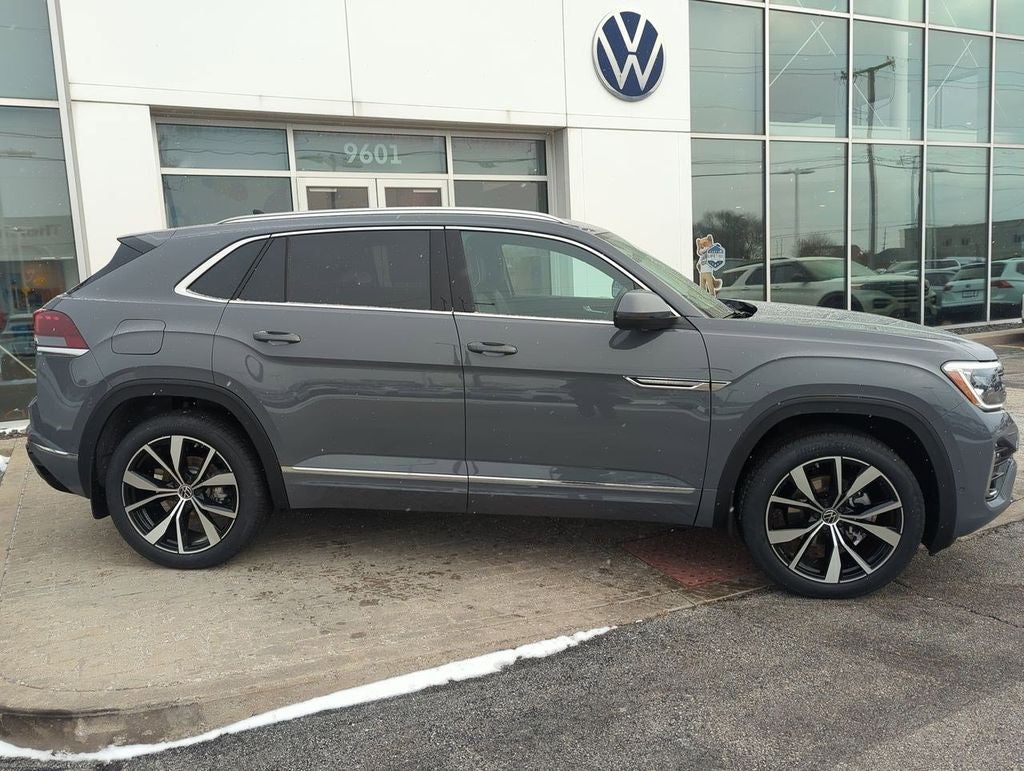 2026 Volkswagen Atlas Cross Sport 2.0T SEL Premium R-Line