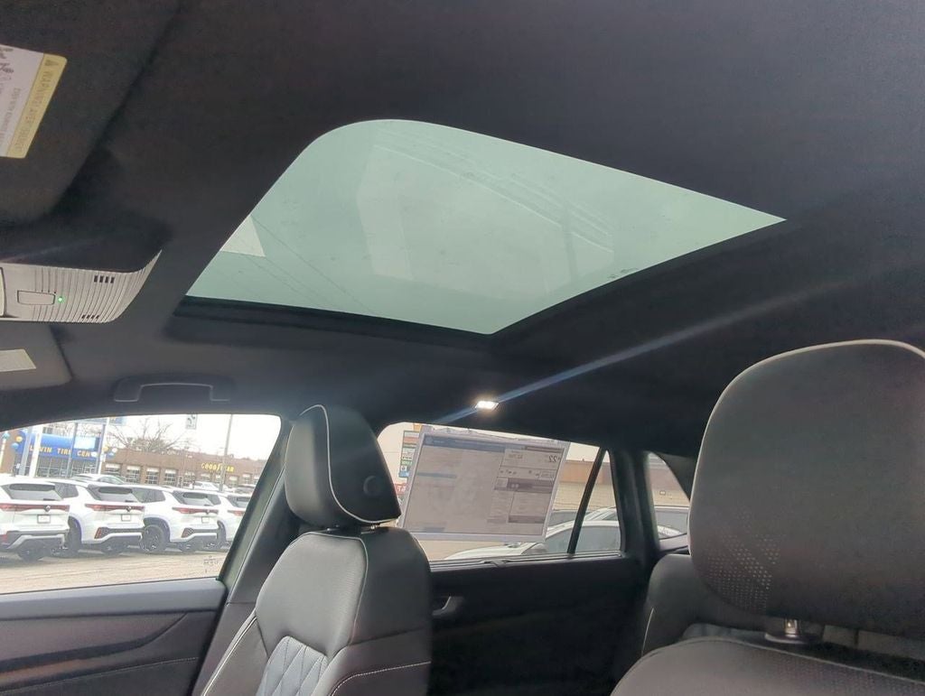 2026 Volkswagen Atlas Cross Sport 2.0T SEL Premium R-Line