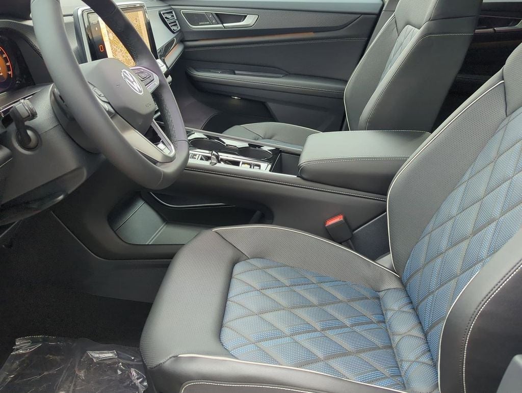 2026 Volkswagen Atlas Cross Sport 2.0T SEL Premium R-Line