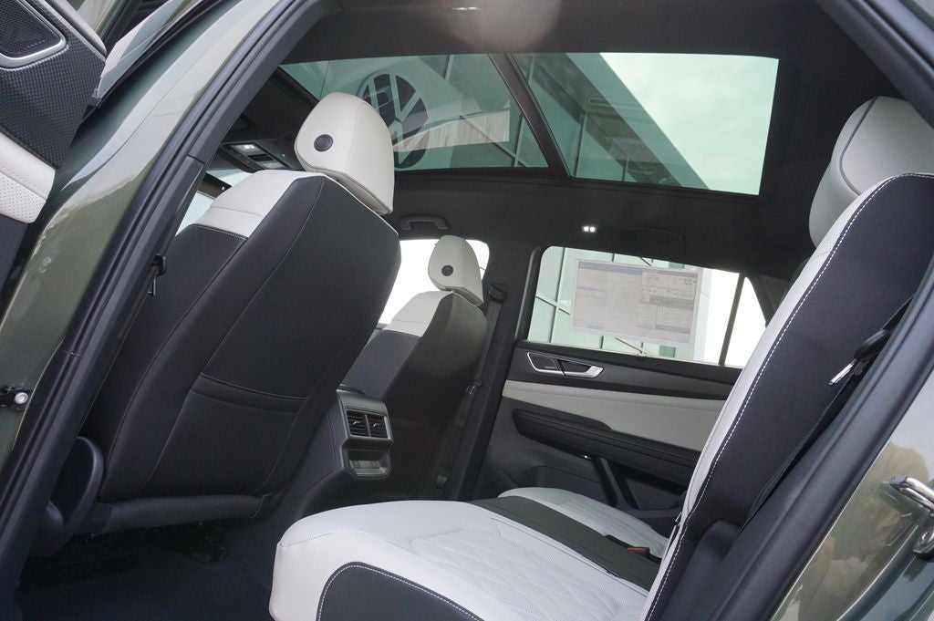 2026 Volkswagen Atlas Cross Sport 2.0T SEL Premium R-Line