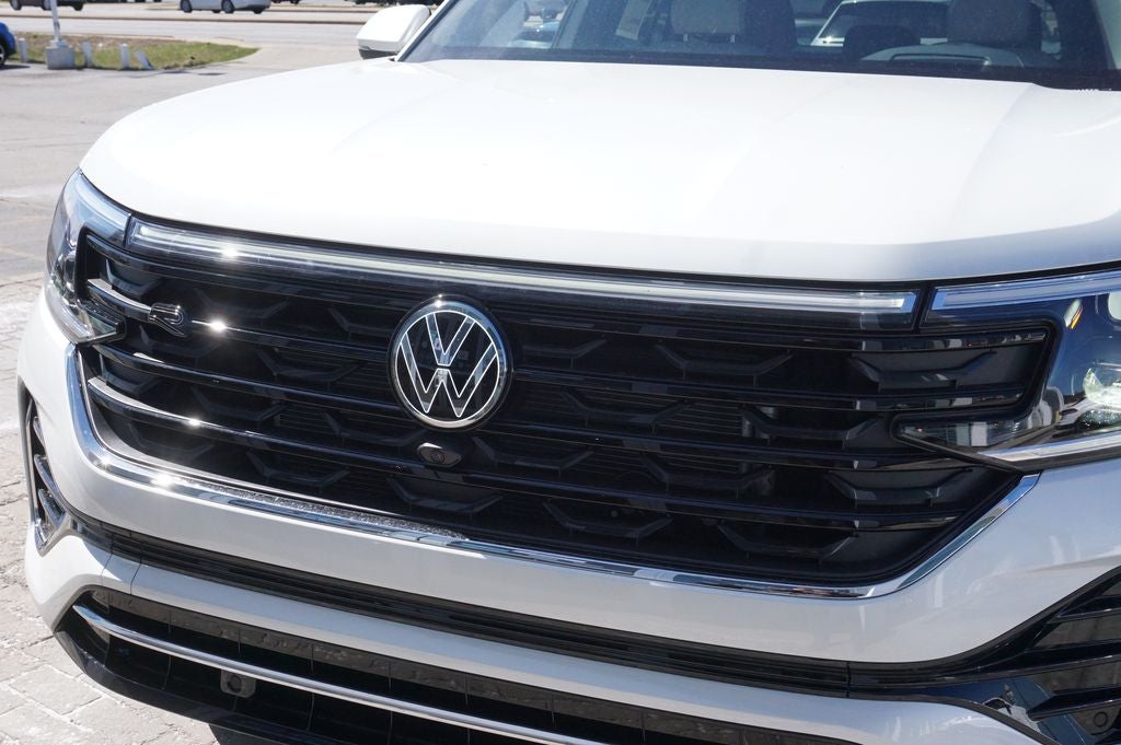 2026 Volkswagen Atlas Cross Sport 2.0T SEL Premium R-Line