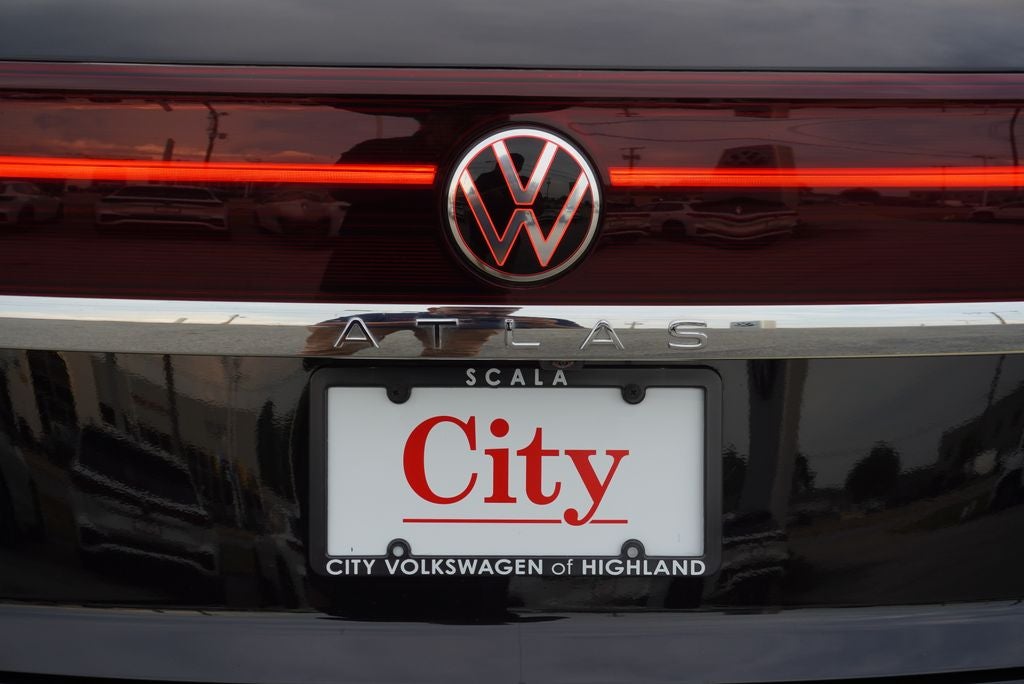 2026 Volkswagen Atlas Cross Sport SEL Premium R-Line