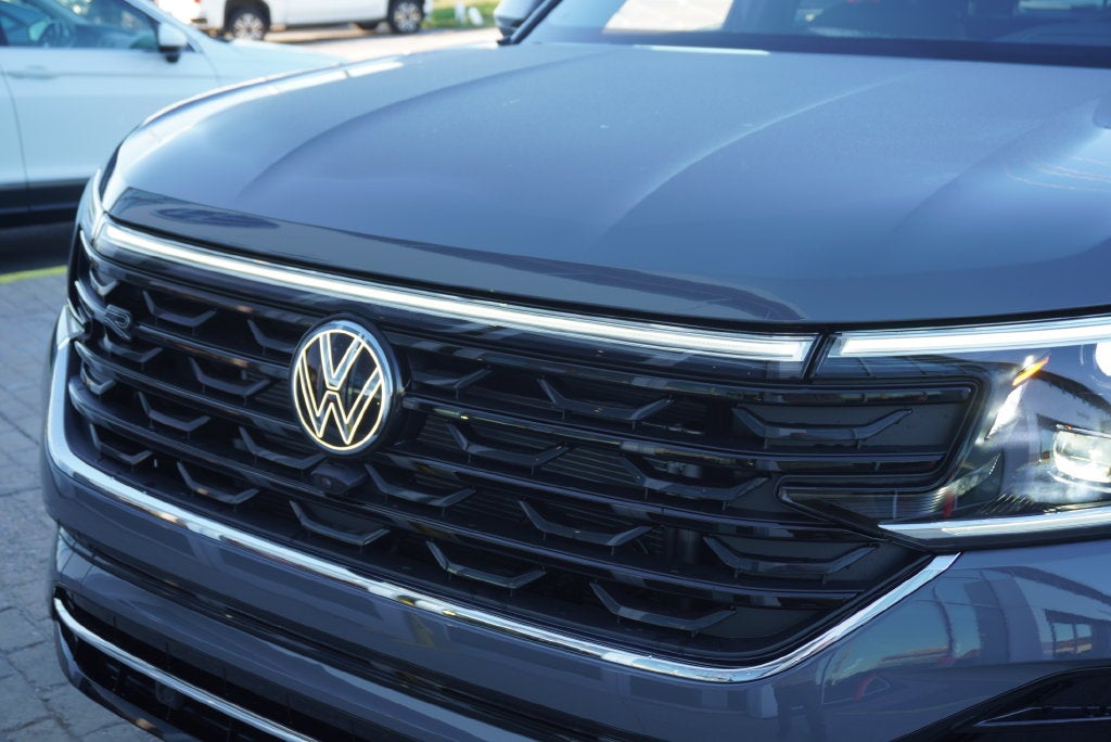 2026 Volkswagen Atlas Cross Sport SEL Premium R-Line