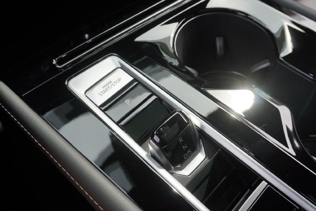 2026 Volkswagen Atlas Cross Sport SEL Premium R-Line