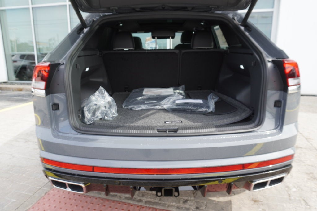 2026 Volkswagen Atlas Cross Sport SEL Premium R-Line