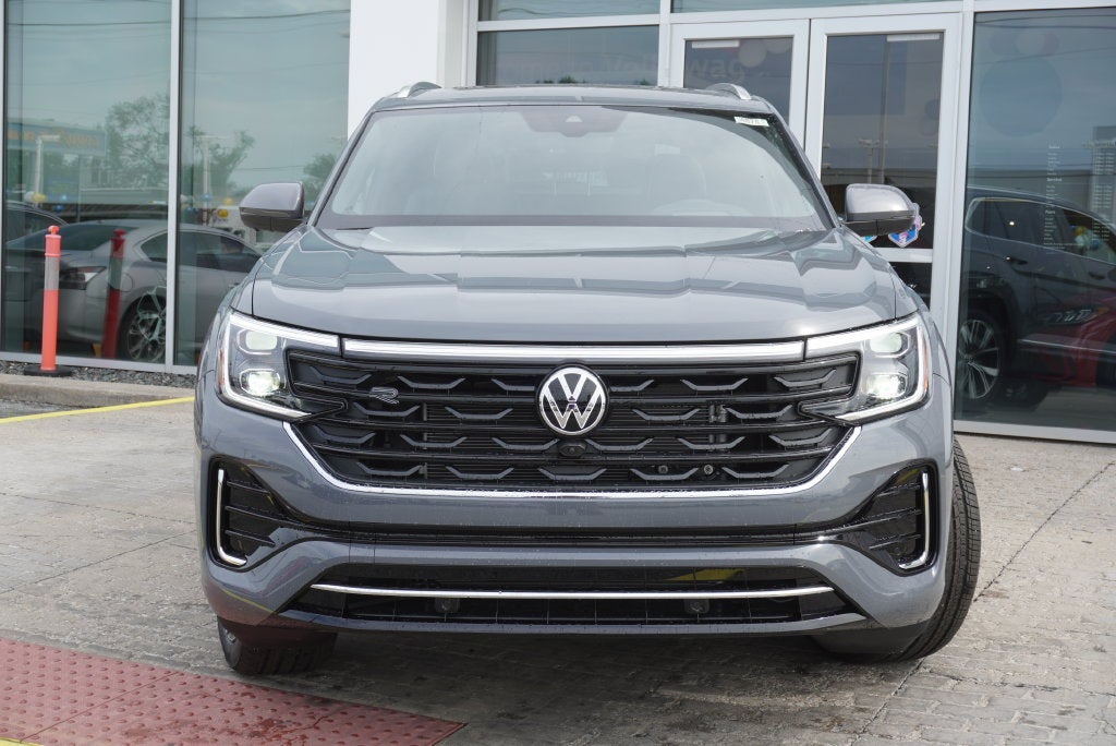 2026 Volkswagen Atlas Cross Sport SEL Premium R-Line