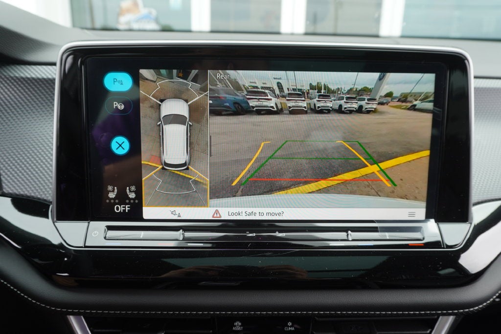 2026 Volkswagen Atlas Cross Sport SEL Premium R-Line