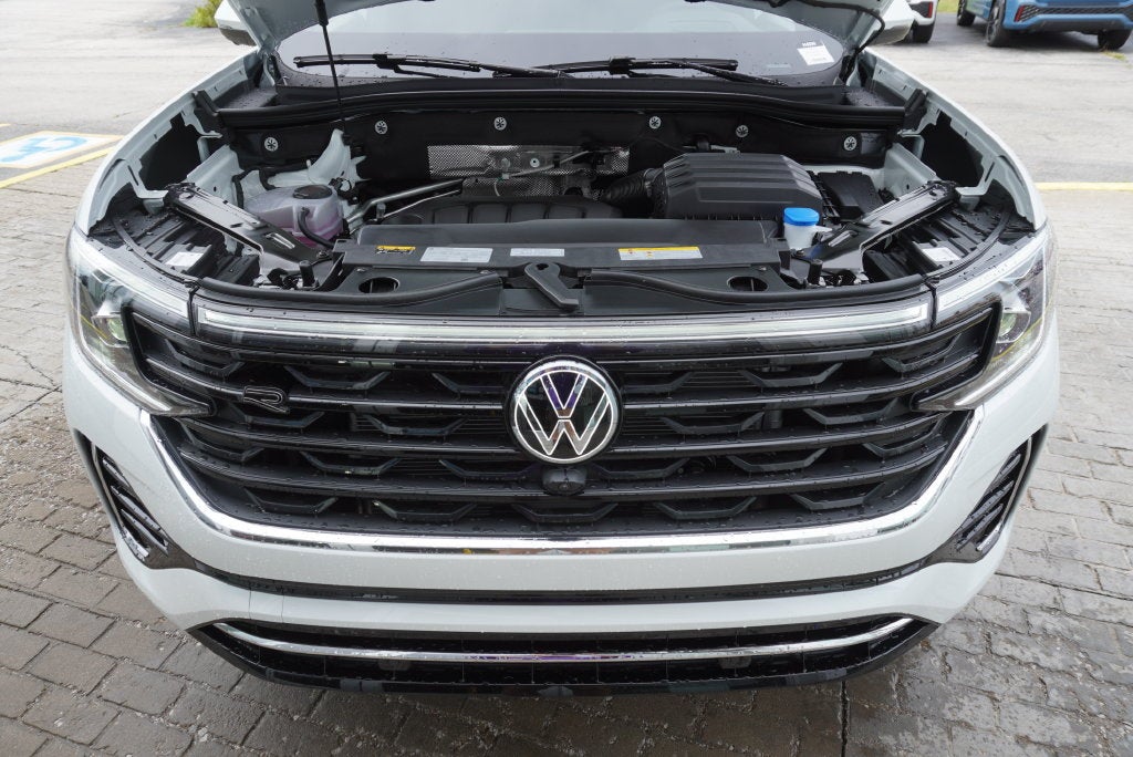 2026 Volkswagen Atlas Cross Sport SEL Premium R-Line