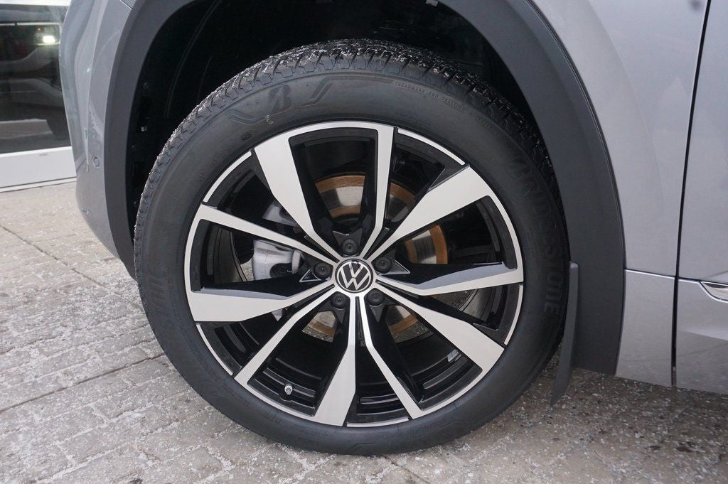 2026 Volkswagen Atlas Cross Sport 2.0T SEL Premium R-Line