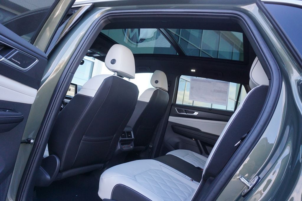 2026 Volkswagen Atlas Cross Sport 2.0T SEL Premium R-Line