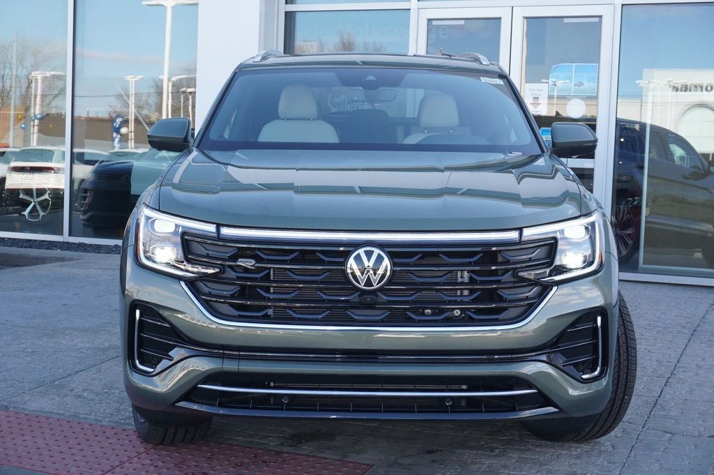 2026 Volkswagen Atlas Cross Sport 2.0T SEL Premium R-Line
