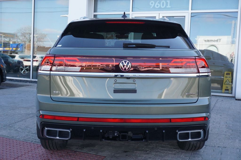 2026 Volkswagen Atlas Cross Sport 2.0T SEL Premium R-Line
