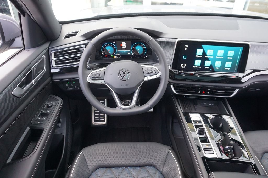 2026 Volkswagen Atlas Cross Sport 2.0T SEL Premium R-Line
