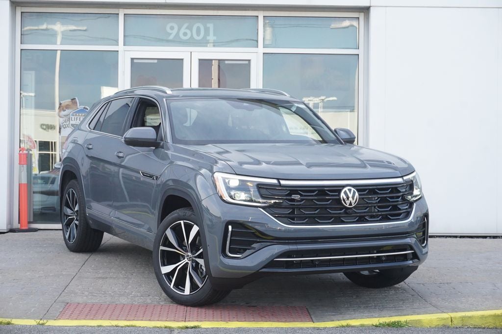 2026 Volkswagen Atlas Cross Sport 2.0T SEL Premium R-Line