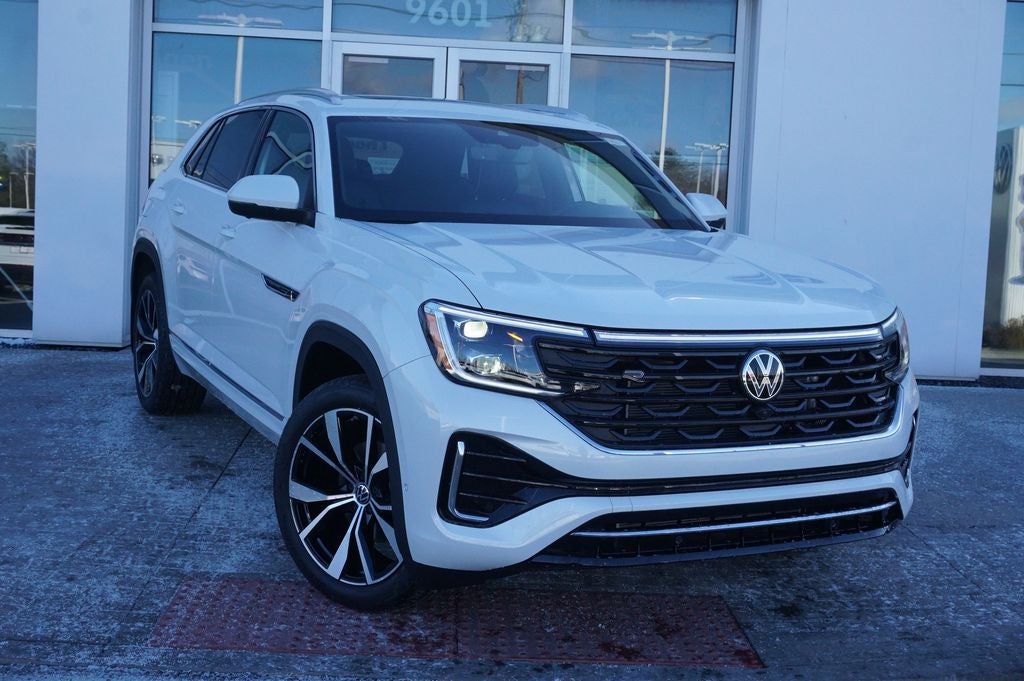 2026 Volkswagen Atlas Cross Sport 2.0T SEL Premium R-Line